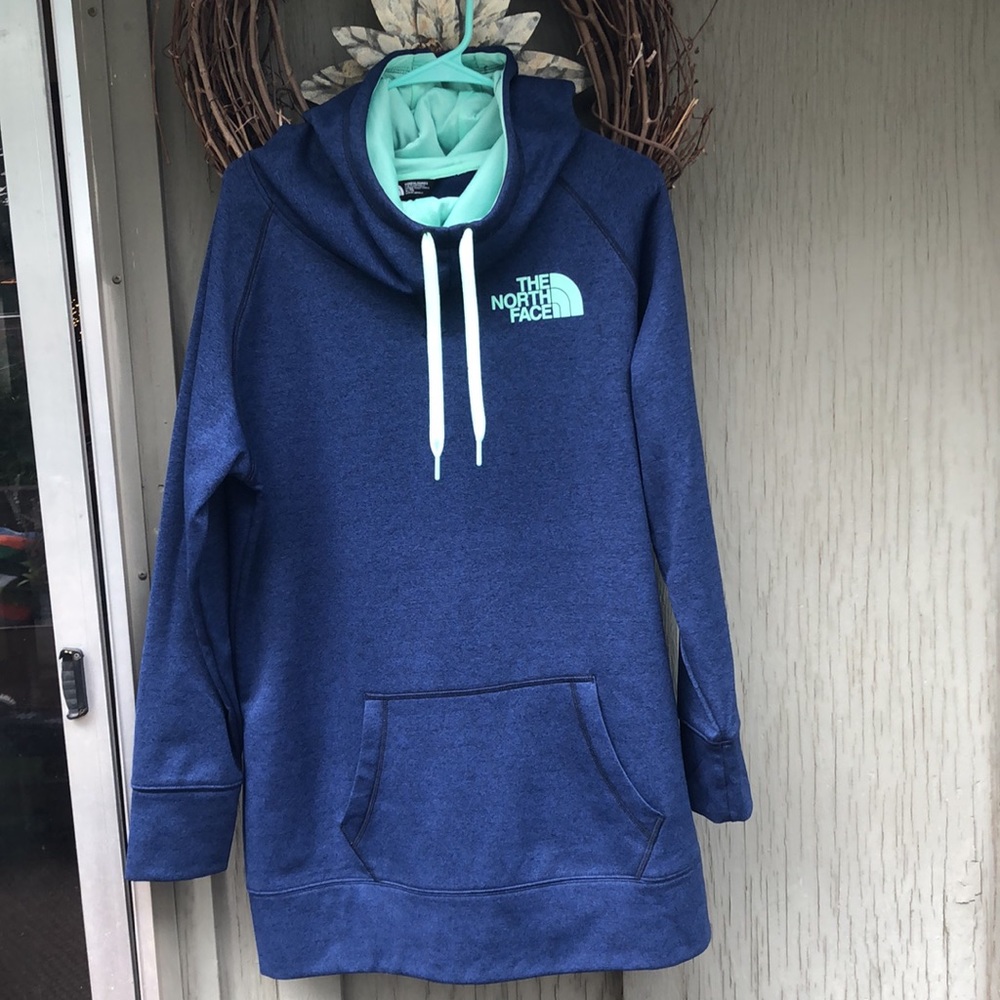 The NorthFace Extra long Sweatshirt